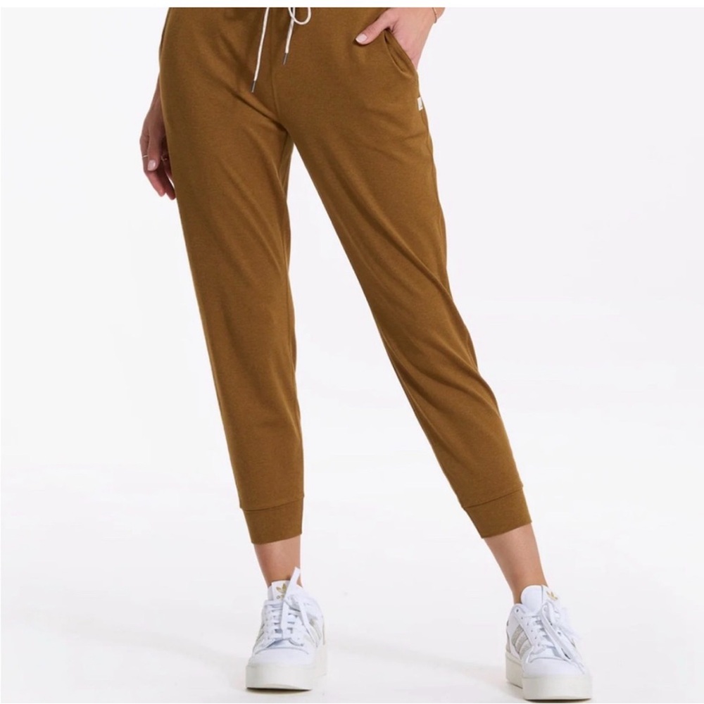 Vuori Performance Jogger - caramel heather